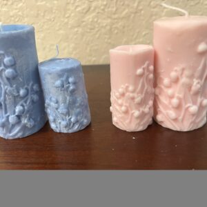 BLUE OR PINK FLOWERS PILLAR